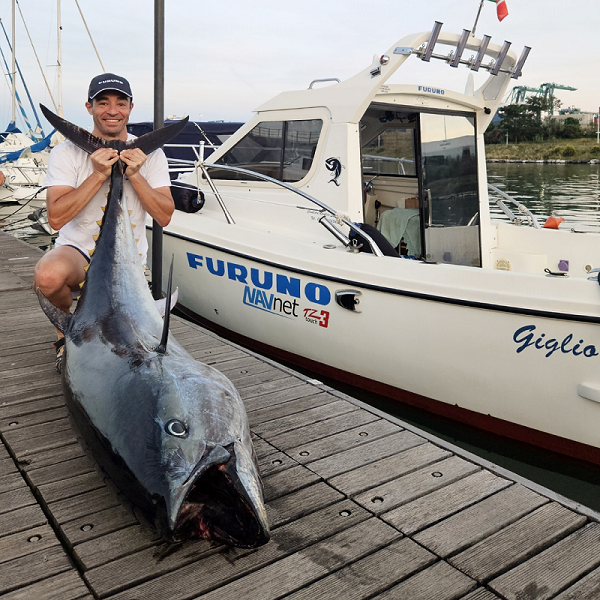 L'Ambassador Riccardo Castellaro a pesca